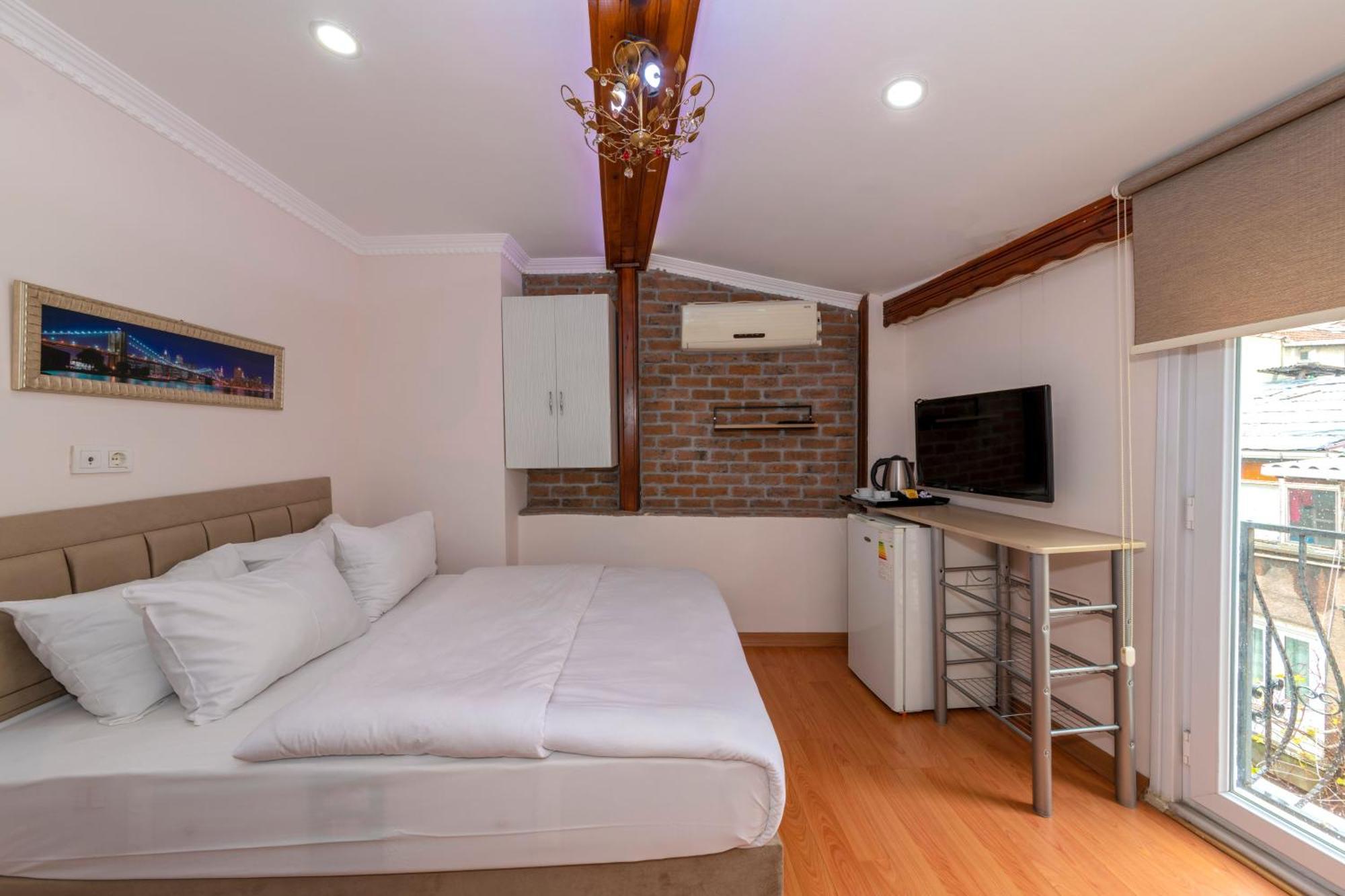 Taksim City Suites Istanboel Buitenkant foto